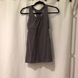 Lululemon workout top.